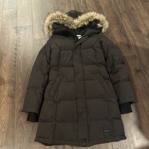 Aritzia TNA Black Parka